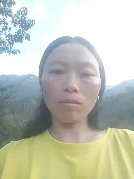 Snapshot of Yu_Ethnicgirl chatting on 12.18.25 Yu Ethnicgirl online show from 12.18.25