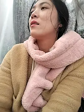 Maylyly k2 online show from 12.16.25