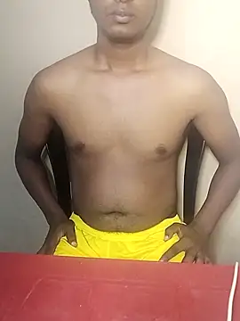 Snapshot of golosos2331 chatting on 12.15.25 golosos2331 online show from 12.15.25