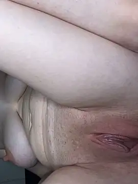 LoverNIXI online show from 05.26.26