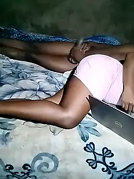 Snapshot of captainofgirl chatting on 03.19.26 captainofgirl online show from 03.19.26