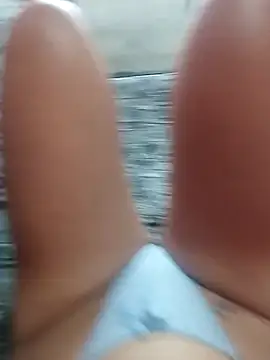 Snapshot of layanehot chatting on 12.18.25 layanehot online show from 12.18.25