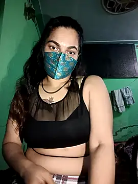 Snapshot of anzel33 chatting on 12.16.25 anzel33 online show from 12.16.25