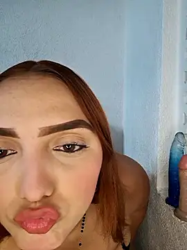 Mia em online show from 01.07.26