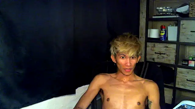 Snapshot of jhaycobXgarcia chatting on 04.02.26 jhaycobXgarcia online show from 04.02.26