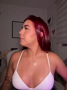 Zarahs Blare1 online show from 12.16.25