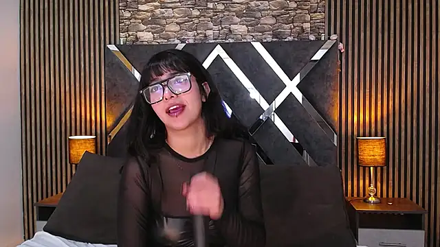 Snapshot of Amy_channel chatting on 02.26.26 Amy channel online show from 02.26.26