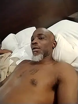 MRSTROKEIT7878 online show from 12.17.25