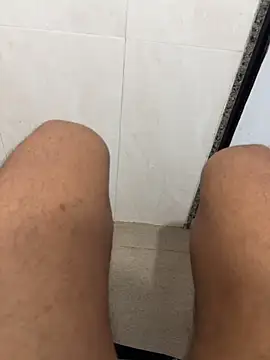 Snapshot of TheDarkDicknight chatting on 12.17.25 TheDarkDicknight online show from 12.17.25