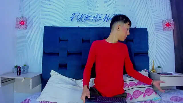 sweetboyssex  online show from 12.17.25