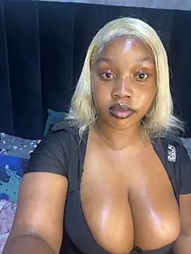 Snapshot of THICKBARBIE32 chatting on 07.08.26 THICKBARBIE32 online show from 07.08.26