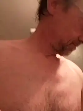 Snapshot of Quebec46 chatting on 02.01.26 Quebec46 online show from 02.01.26