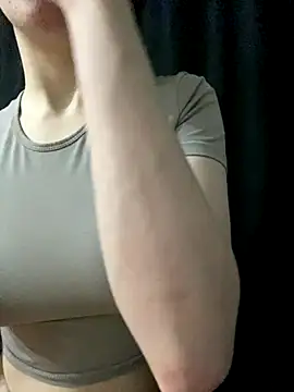 shrie beverly0000 online show from 12.16.25