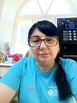 Snapshot of MariSwan222 chatting on 06.08.26 MariSwan222 online show from 06.08.26