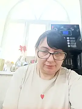 Snapshot of MariSwan222 chatting on 06.29.26 MariSwan222 online show from 06.29.26
