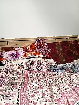 Snapshot of vickitelugu69 chatting on 12.20.25 vickitelugu69 online show from 12.20.25