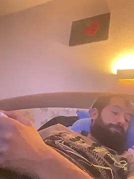 hornysneyhey online show from 12.17.25