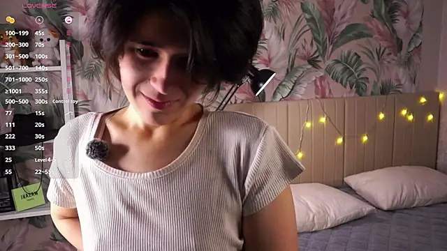 Snapshot of MerrieBarnicle chatting on 01.14.26 MerrieBarnicle online show from 01.14.26