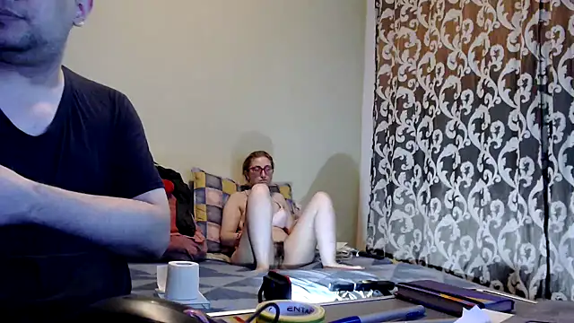 yunis32 online show from 03.20.25