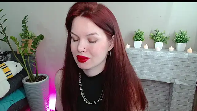 hot neighbor online show from 02.17.26