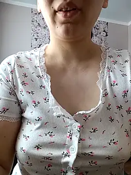 Snapshot of Emilyhomegirl1 chatting on 02.24.26 Emilyhomegirl1 online show from 02.24.26