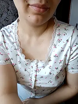 Snapshot of Emilyhomegirl1 chatting on 02.26.26 Emilyhomegirl1 online show from 02.26.26