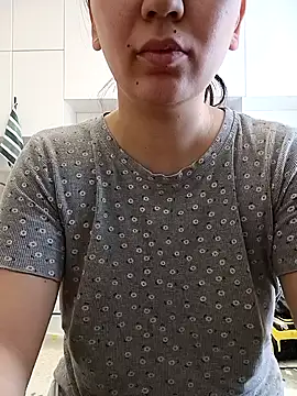 Snapshot of Emilyhomegirl1 chatting on 03.01.26 Emilyhomegirl1 online show from 03.01.26