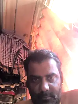 Snapshot of RoyallyYoursBaby chatting on 12.18.25 RoyallyYoursBaby online show from 12.18.25