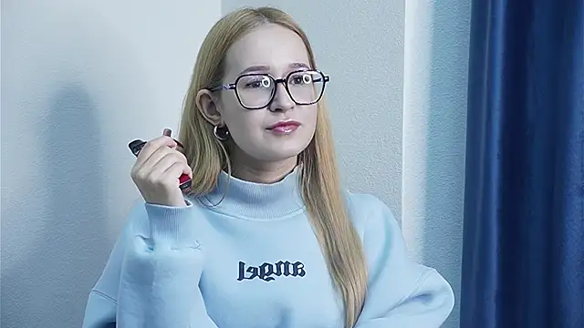 GwynKnispel online show from 12.16.25