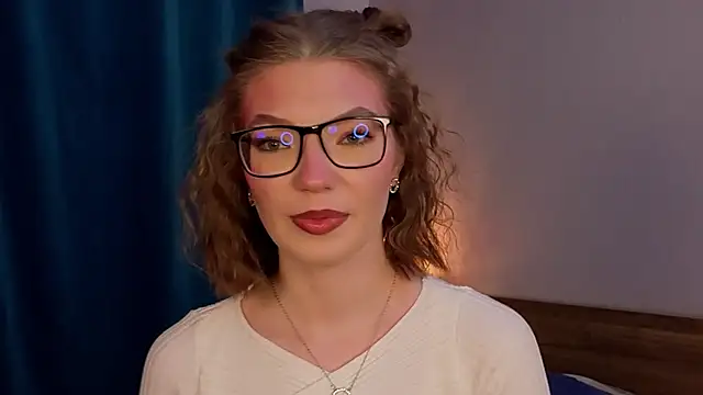 JeaneneWoltz online show from 02.06.26