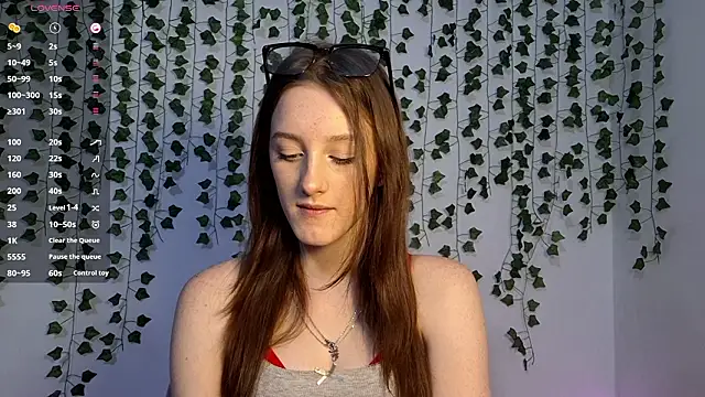 Snapshot of LisaBoddy chatting on 02.16.26 LisaBoddy online show from 02.16.26