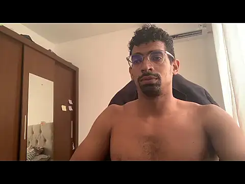 Snapshot of Nerdhot20cm chatting on 12.16.25 Nerdhot20cm online show from 12.16.25