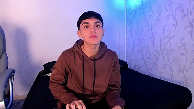  TaylorBlack online show from 12.20.25