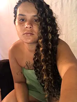 Geelalmeida online show from 12.18.25