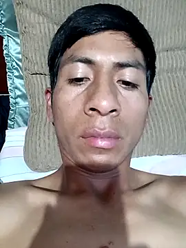 santhiago19 online show from 12.17.25