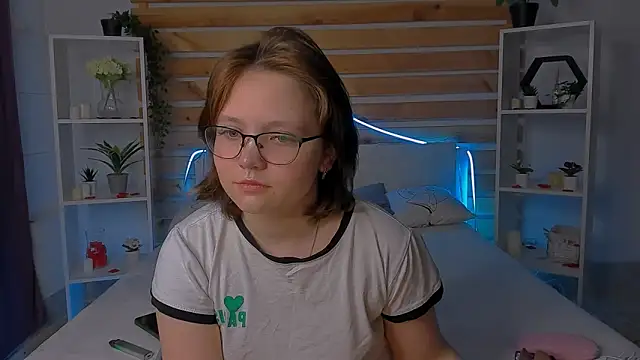 Snapshot of Mary_Bryantt chatting on 02.13.26 Mary Bryantt online show from 02.13.26