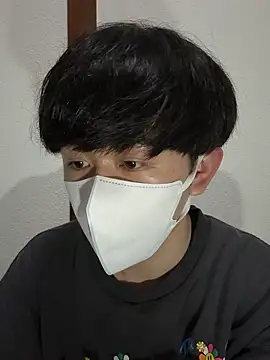 Snapshot of sola_JP chatting on 12.17.25 sola JP online show from 12.17.25