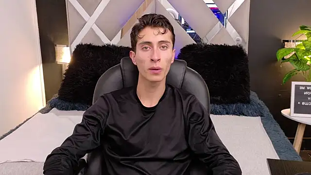 Ithan Skin online show from 01.13.26