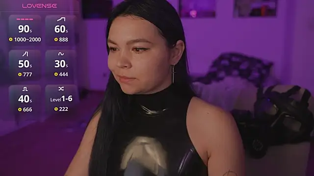 Snapshot of Dominatrix_Alice chatting on 06.08.26 Dominatrix Alice online show from 06.08.26