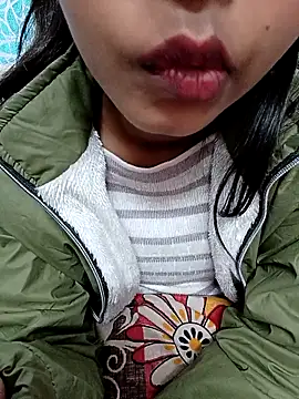 Snapshot of Mustardqueen62 chatting on 12.20.25 Mustardqueen62 online show from 12.20.25