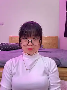 Snapshot of ___KARA___ chatting on 02.22.26 KARA online show from 02.22.26