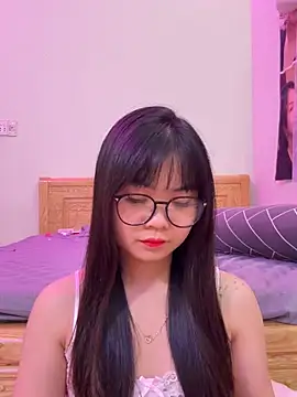 Snapshot of ___KARA___ chatting on 02.28.26 KARA online show from 02.28.26