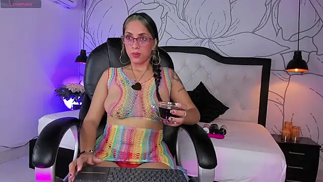 isa valverde online show from 01.18.26