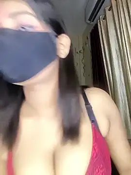 Snapshot of Zaayaa_2 chatting on 06.21.26 Zaayaa 2 online show from 06.21.26