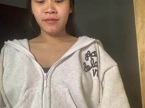 Bitsy2004 online show from 12.18.25