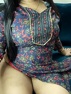Snapshot of SSiya- chatting on 06.28.26 SSiya- online show from 06.28.26