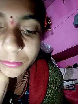 Snapshot of Bandna_sharma chatting on 12.17.25 Bandna sharma online show from 12.17.25