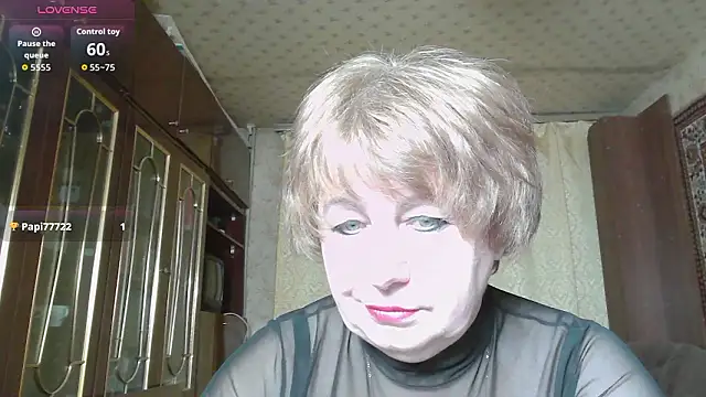 Snapshot of Casey_peach chatting on 02.09.26 Casey peach online show from 02.09.26