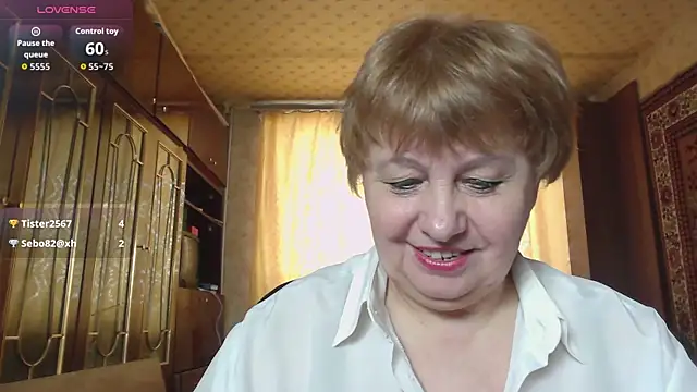 Snapshot of Casey_peach chatting on 02.26.26 Casey peach online show from 02.26.26