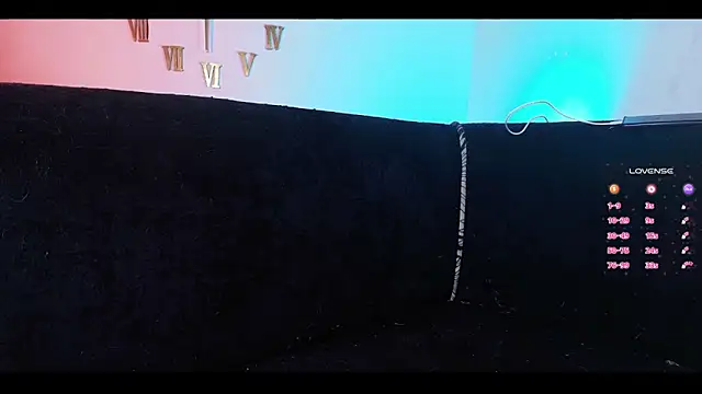 sofitabares  online show from 04.14.26